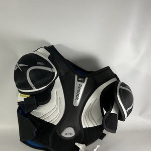 Used Reebok XTK Junior Shoulder Pads MD 11834-S000028569