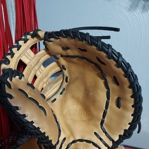 First Base Right Hand Throw Wilson A2000 Baseball Glove 12" (Used)