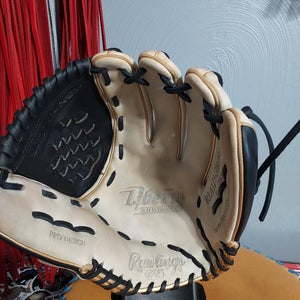Rawlings Softball Glove