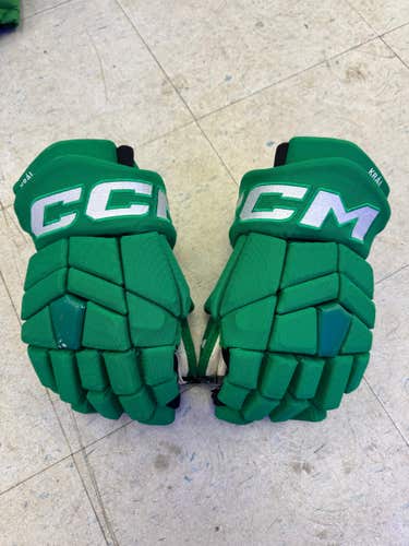 NHL Toronto Pro Stock CCM Gloves 14" Kral