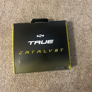 2025 True Catalyst 9X4 Hockey Skates (New Steel, New Insole)Regular Width   9 (New)