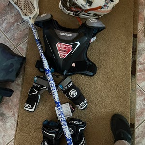 Youth small lacrosse equipment. Full set Up . Meets NOCSAE Standard