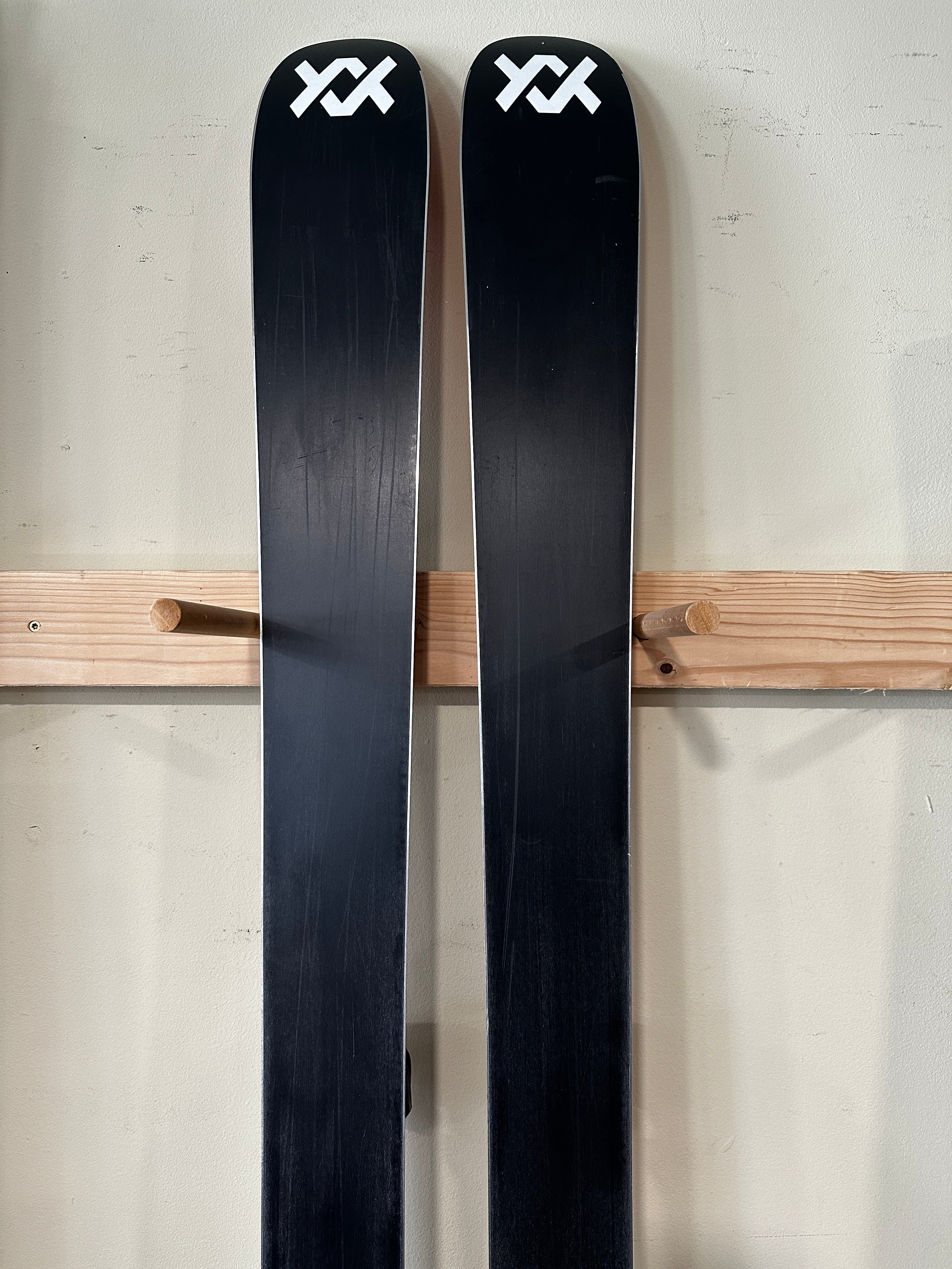 フォルクルM6 MANTRA 177cm marker griffon volkl-m6-mantra-skis-2024