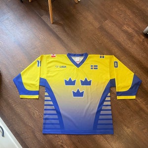 Yellow Sweden National Team #10 Tournament Jersey - X-Large