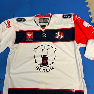 Berlin Polar Bears CHL goalie Cut jersey