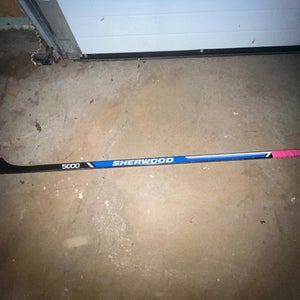 Intermediate Sher-Wood Right Handed 5000 Mid Pattern  (Used)