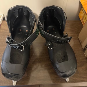 Bauer Konekt Hockey Goalie Skates 11 (Used)