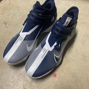 Men's Size M 11.0 (W 12.0) Nike Trout (New)