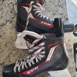 CCM JetSpeed 280 Hockey Skates Extra Wide Width 12 (Used)