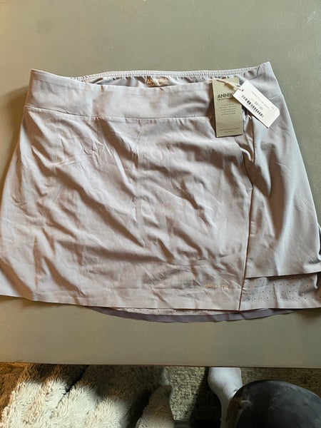 NWT Women’s Annika Cutter and Buck Golf skirt-L