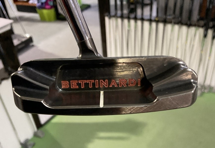 Used Bettinardi BB35 340G 35" Right-Handed Blade Putter 10" Grip