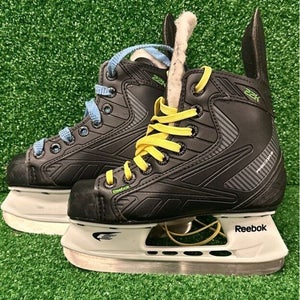 Reebok 22K Ribcore Size 13Y Hockey Skates