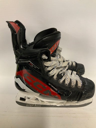 Used Ccm Ft6 Pro Junior Hockey Skate Junior 03.5 11823-s000026877