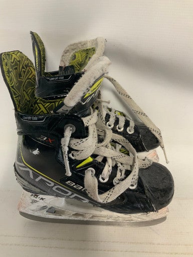 Used Bauer Vapor 3x Junior Hockey Skate Junior 01 11823-s000026607