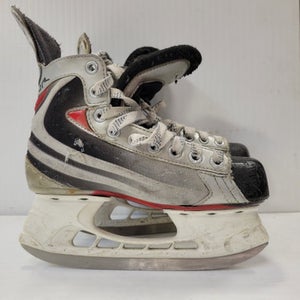 Used Bauer SELECT Junior 02 Ice Hockey Skates 11860-S000266946