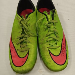 Used Nike Senior 6.5 Indoor Soccer Indoor Cleats 11860-C000269253