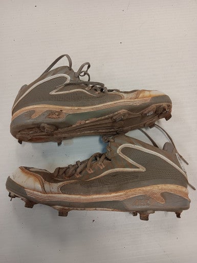 Used Nike METAL Senior 11.5 Baseball and Softball Cleats 11860-C000268837