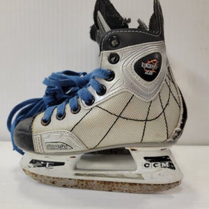 Used CCM 2.0 Youth 12.0 Ice Hockey Skates 11860-S000267126