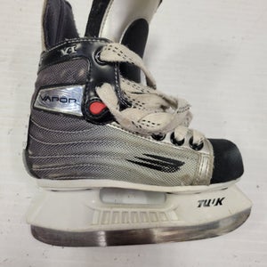 Used Bauer Vapor Vi Youth 11.0 Ice Hockey Skates 11860-s000270481
