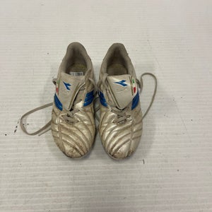 Used Junior 05 Cleat Soccer Outdoor Cleats 11860-S000270472