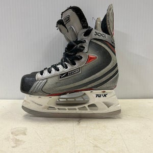 Used Bauer XXII Junior 03.5 Ice Hockey Skates 11860-S000253331