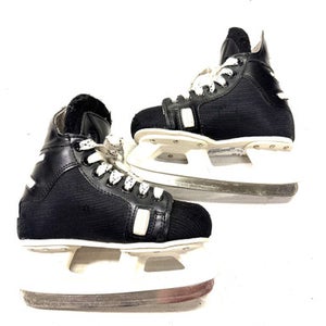 Used Chicago Junior Hockey Skate Junior 01 11860-C000286047
