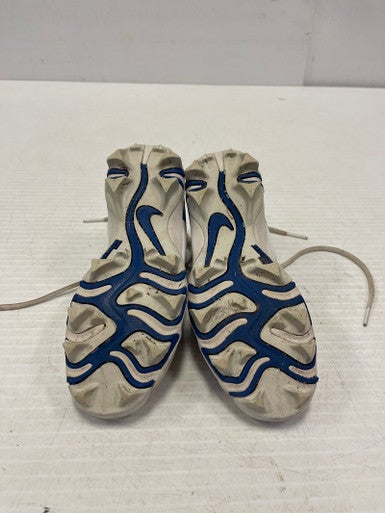 Used Nike Junior 04.5 Football Cleats 11860-S000272563