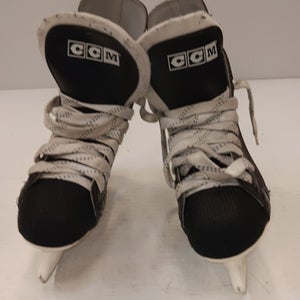 Used CCM CHAMPION 90 Senior 5 Ice Hockey Skates 11860-S000266524