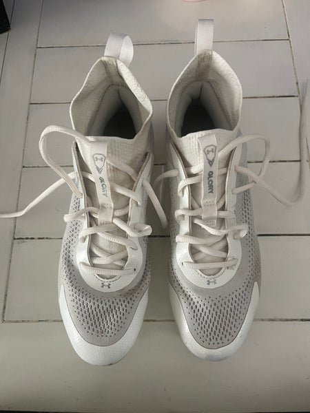 White Women's Size M 6.5 (W 7.5) Adult Under Armour (Used)