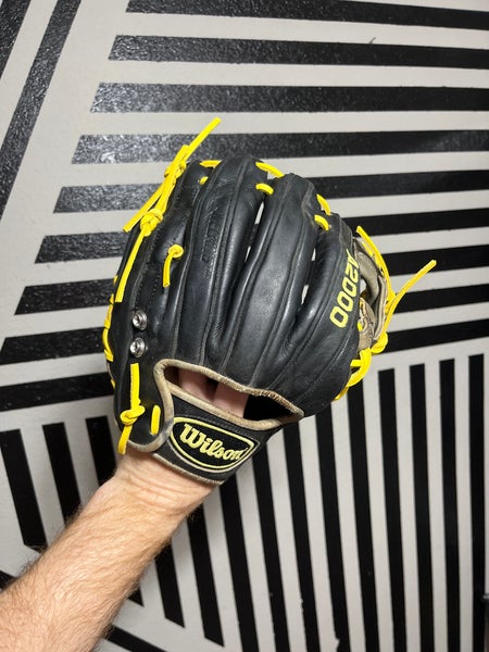 Wilson a2000 1788 11.25 baseball glove