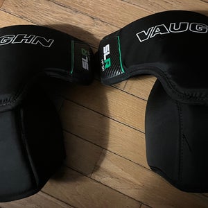 Vaughn SLR Senior Knee pads