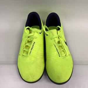 Used Nike Senior 5.5 Indoor Soccer Indoor Cleats 11851-s000014411