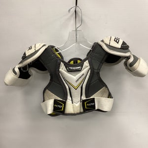 Used Bauer Chest Sm Hockey Shoulder Pads 11851-s000013517