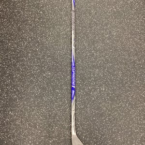 Used Bauer Supreme 1s 87 Flex Pattern P92 Senior One Piece Sticks 11851-s000017482