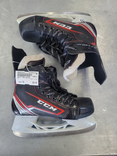 Used Ccm Ft 340 Junior 02 Ice Hockey Skates 11617-s000271311