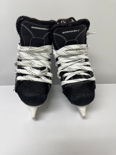 Winnwell GX-2 Youth Hockey Skates 11 (Used)