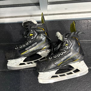 Bauer Supreme M5 Pro Regular Width  13.5 (Used)