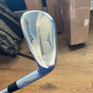 Mizuno Pro 225 Gap Wedge Right Handed
