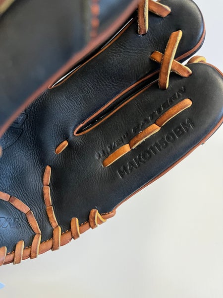 Easton Right Hand Throw Mako Baseball Glove 11.5" (New)