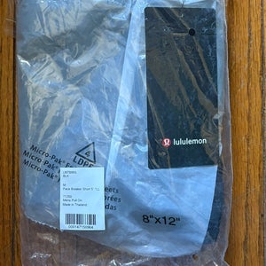 Men’s Medium Pace Breaker Black Lululemon Shorts