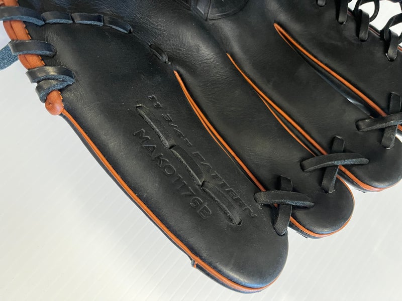 Easton Right Hand Throw Mako Baseball Glove 11.75" (New)