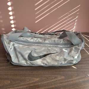 Gray Adult Sport Duffel Bag(Used)