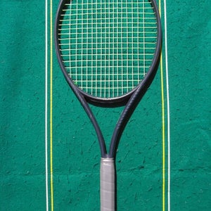 Wilson Roland Garros Shift 99 300g/10.6oz 315mm/9pts HL 4 3/8 Nat Gut 16x20 EXCL