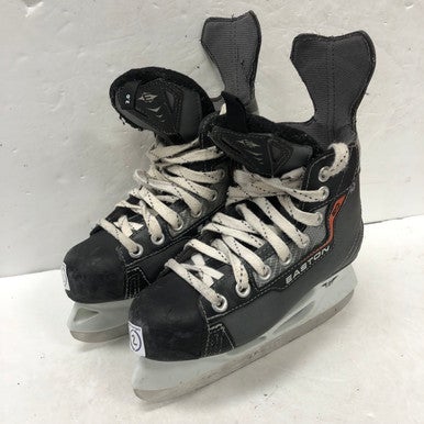 Used Easton Synergy Eq Junior 02 Ice Hockey Skates 11855-s000147196