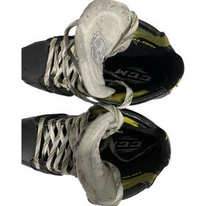 Used CCM SUPER TACKS 9380 Senior Hockey Skate Senior 9 11847-S000023988