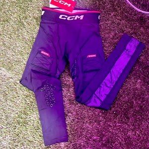 CCM Compression Pant w/ Cup - Jr Med (New)