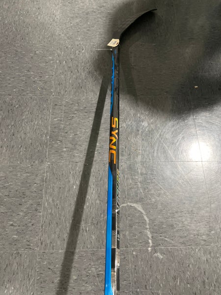 Senior Bauer Nexus Sync Hockey Stick Left Hand P28 Pro Stock (Used)