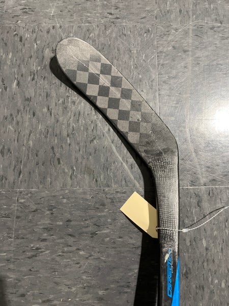 Senior Bauer Nexus Sync Hockey Stick Left Hand P28 Pro Stock (Used)
