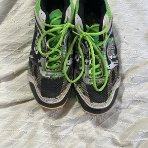 Green Unisex Adult Size M 11.0 (W 12.0) Boombah (Used)