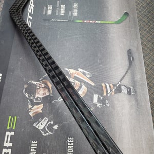 2 PACK | P92 | 50 Flex NEW! CARBON PRO Extra Lite Right Handed Hockey Sticks Pro Stock